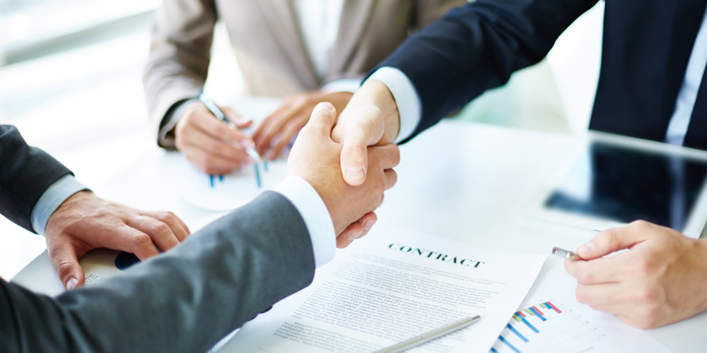 貼角機(jī)、壓泡機(jī)廠(chǎng)房服務(wù)團(tuán)隊(duì)